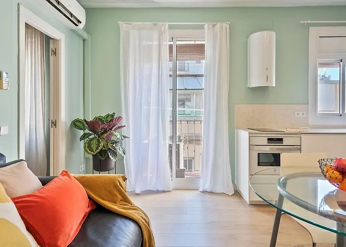 Easystaybcn2 *